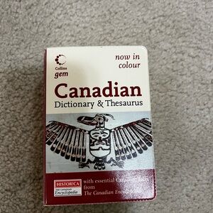 Vintage Pocket Collins Gem Canadian Dictionary & Thesaurus
